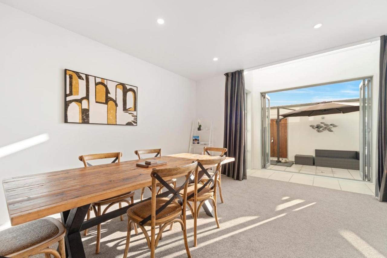 Lakeview Luxury - Taupo Holiday Apartment Extérieur photo