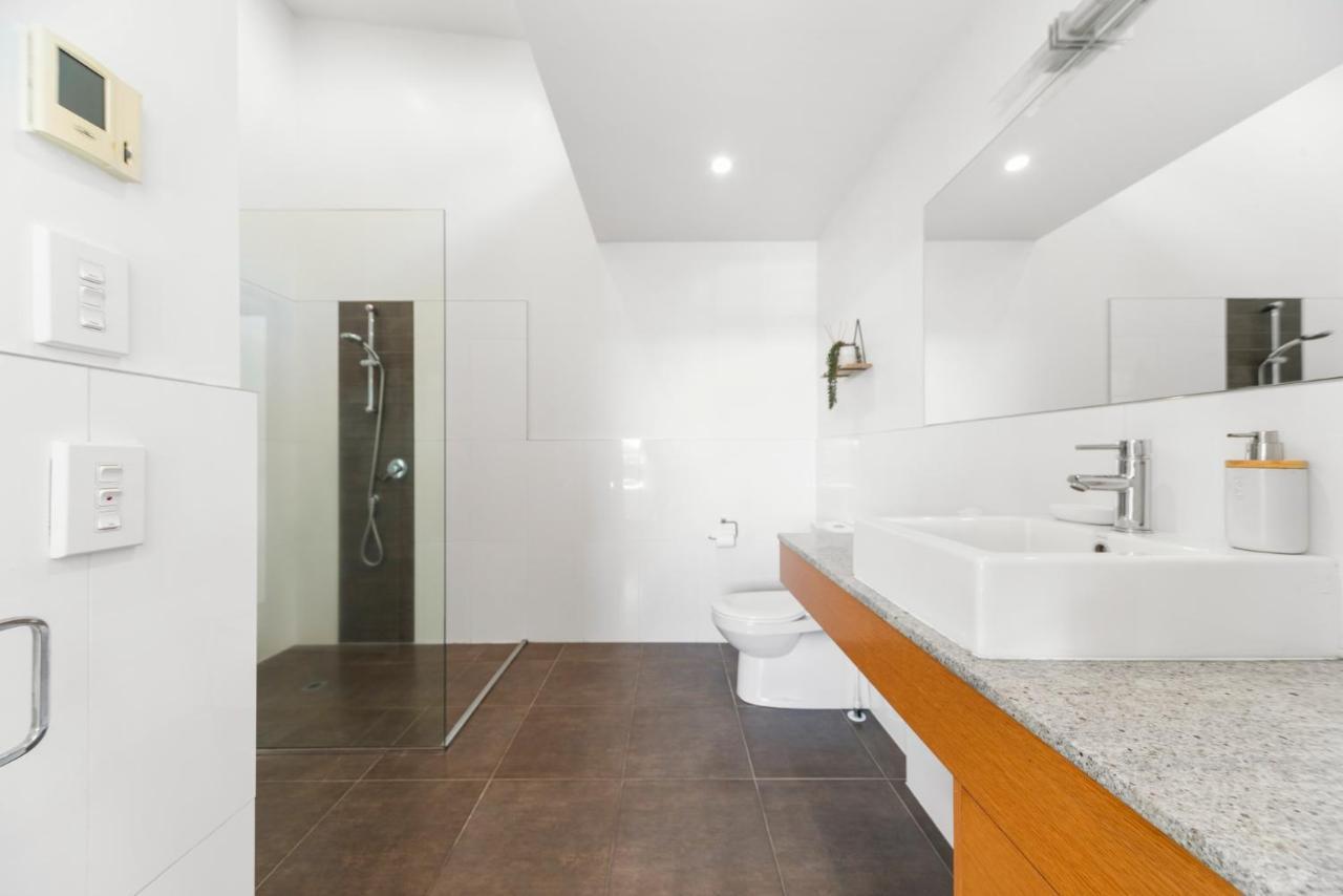 Lakeview Luxury - Taupo Holiday Apartment Extérieur photo
