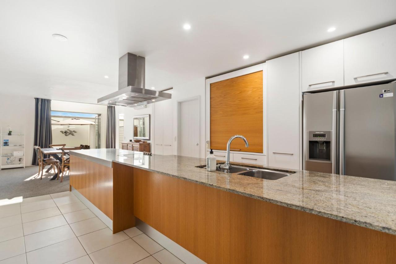 Lakeview Luxury - Taupo Holiday Apartment Extérieur photo